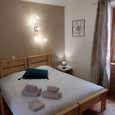 Auberge De Portout Шана Екстер'єр фото