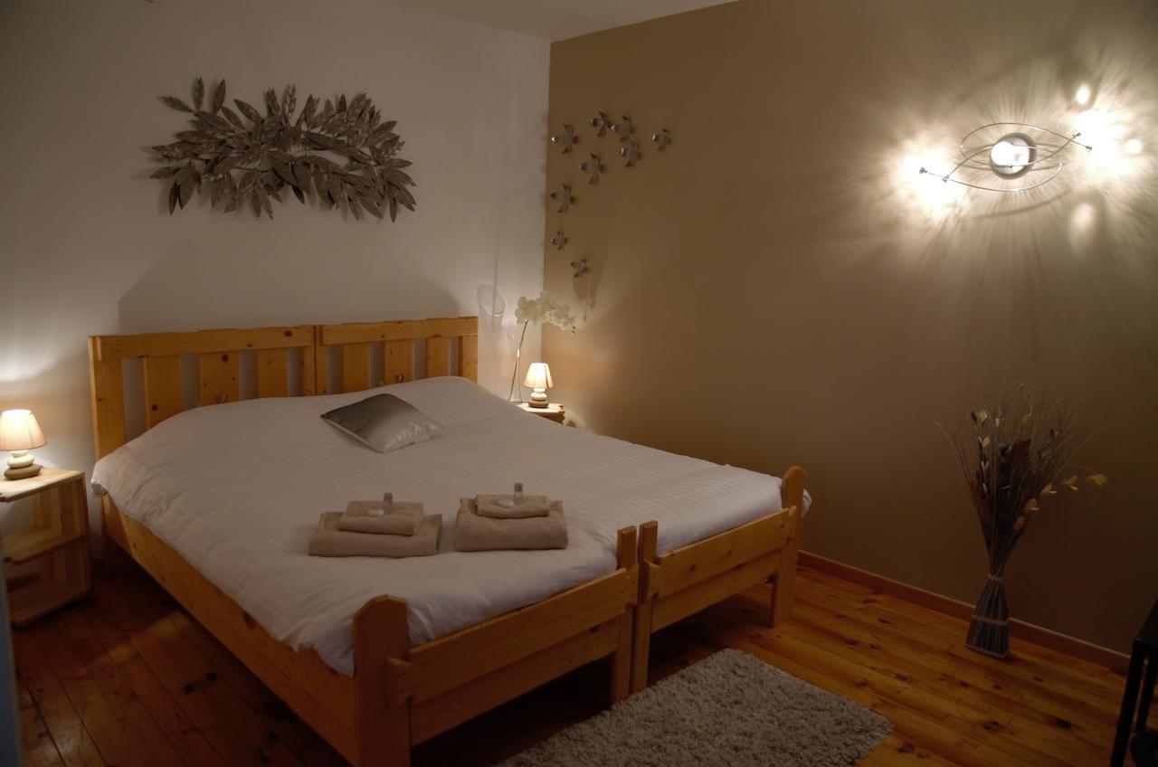 Auberge De Portout Шана Екстер'єр фото